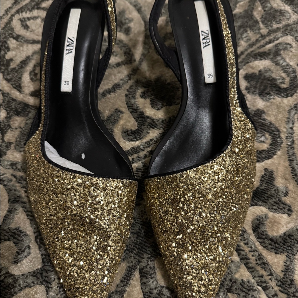 Zara Women's Gold Glitter Heels